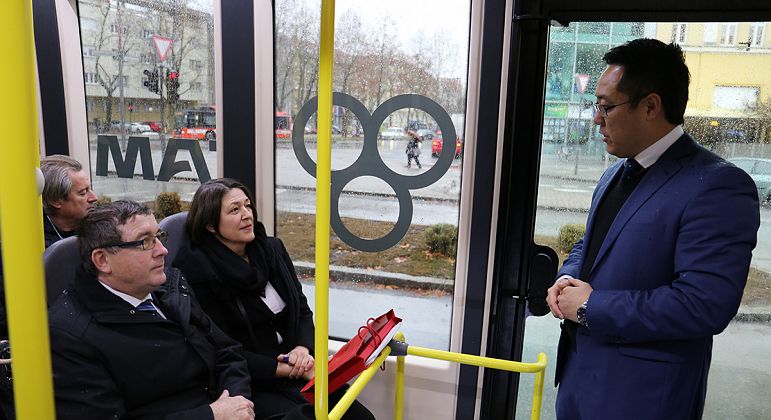 The electric bus comes to town